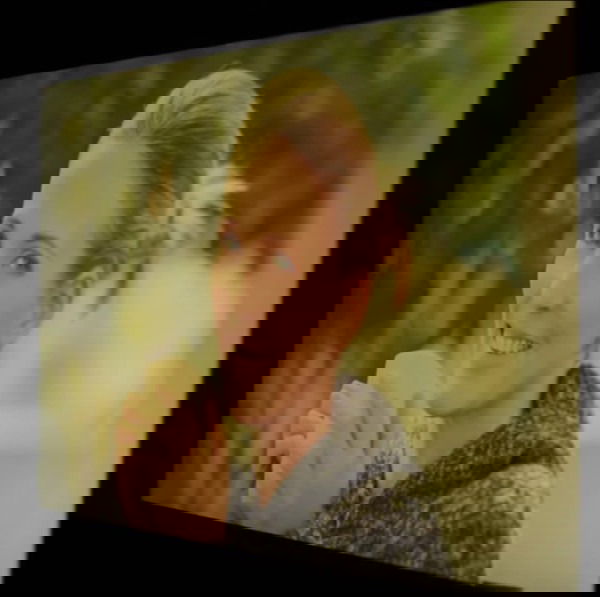 Viewing angles on TN panels tend to be very poor, with off-center color shifting being a major problem.