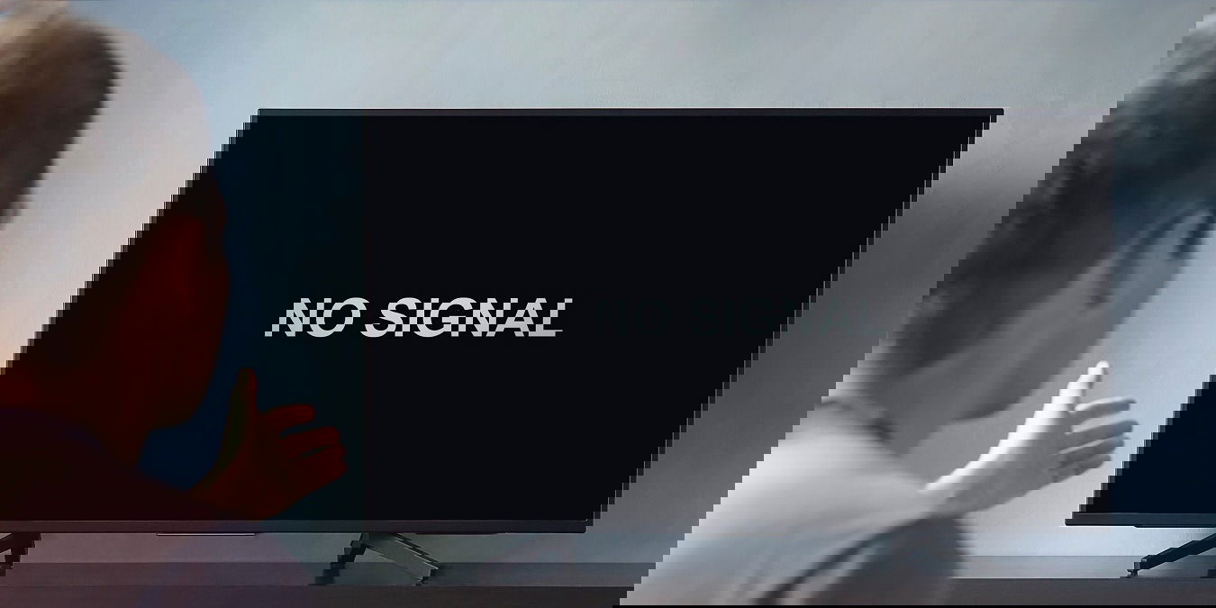 Featured Image of "Why Does My Tv Say No Signal A Quick Troubleshooting Guide