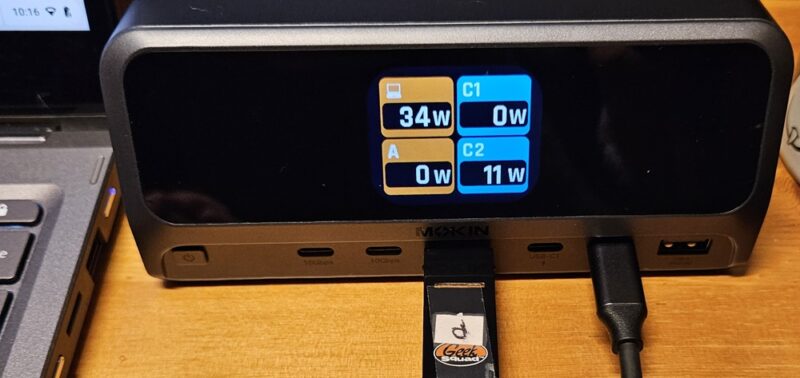 Simplify Desktop With Mokin Dockpro Pu1102 Docking Station Lcd Display