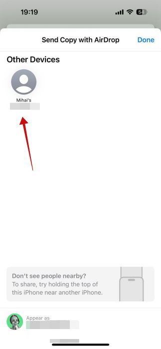 Devices available for sharing via AirDrop on iPhone. 