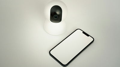 Use Iphone Safety Check To Stop Someone From Tracking You